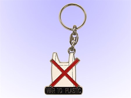Nyckelring War to plastic